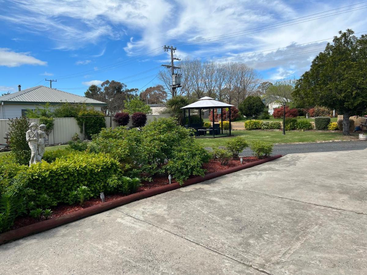 Jillaroo Motor Inn Glen Innes Exterior photo